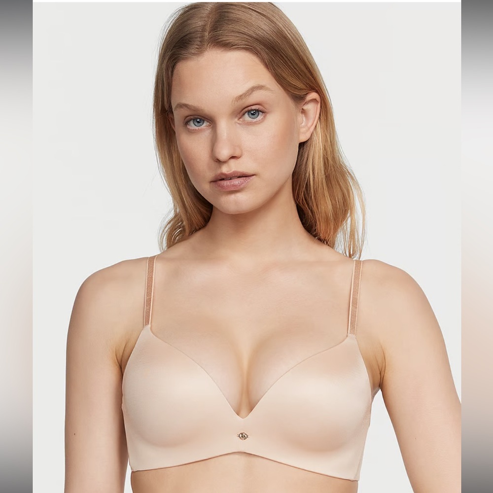 So Obsessed Smooth Wireless Push Up Bra. New 34F (DDD).